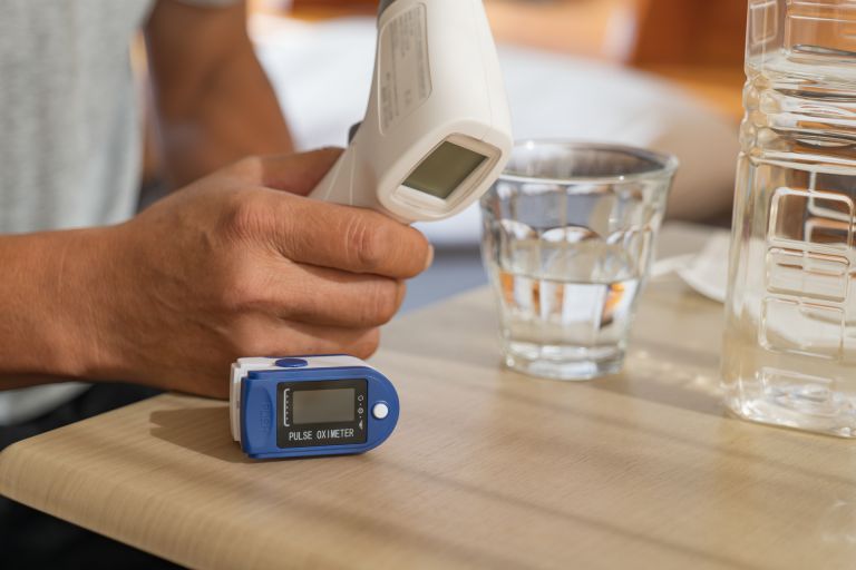 大手町のオフィス街が支える多様な都市型医療と健康サポートの最前線